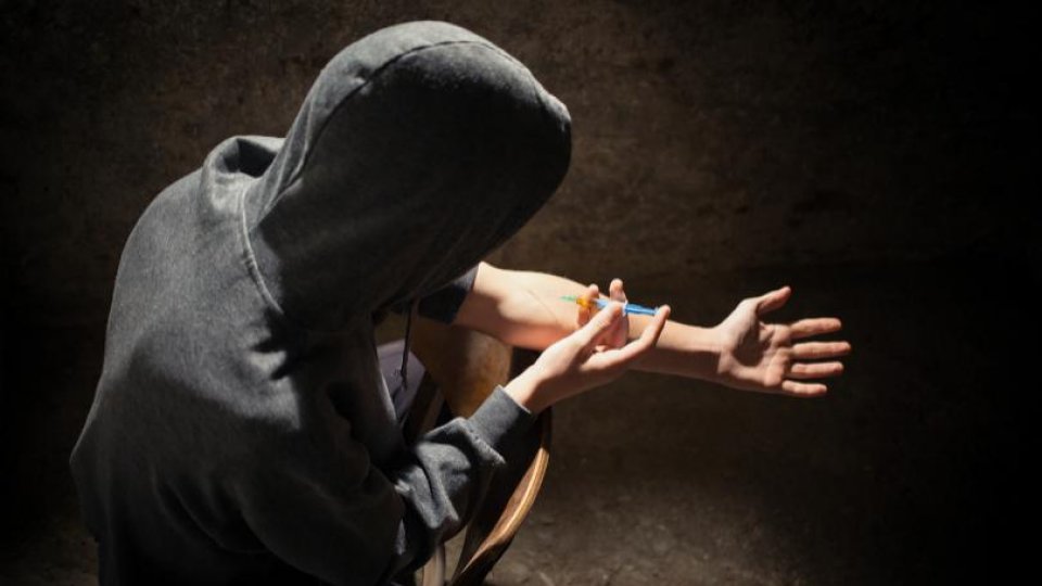 Generaţia Z: Tinerii europeni şi drogurile