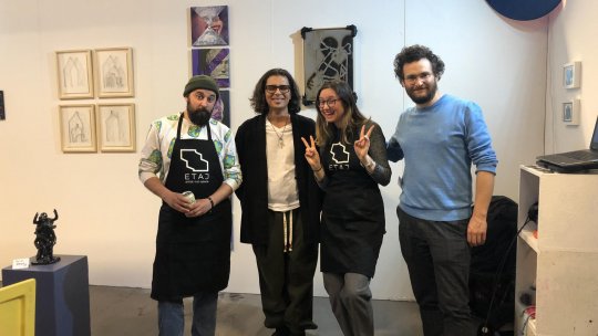 Light travel-art într-un road-residency spre Los Angeles