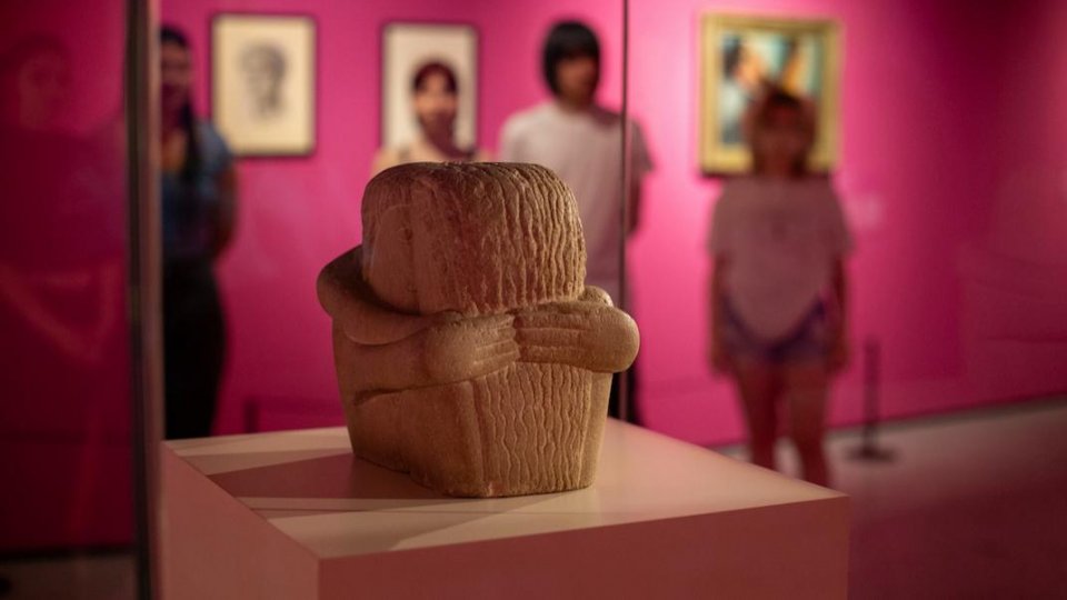 După o jumătate de secol, din nou, la Bucureşti!