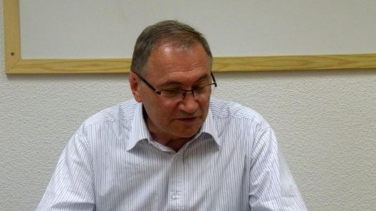 Interviu cu poetul și traducătorul Dinu Flămând: ”Pentru mine António Lobo Antunes este un model de onestitate și de geniu activ”