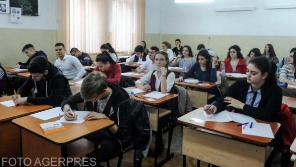 I Clasă – Măsuri transmise de Ministerul Educației către inspectoratele școlare, proiecte de reducere a abandonului școlar, educație prin teatru și lectură