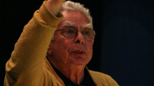 A murit regizorul Dinu Cernescu