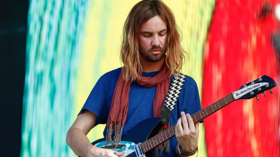 Orașul ascultă Tame Impala