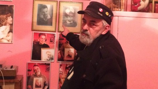 Noaptea Albă a Galeriilor pe Planeta Petrila. Interviu cu artistul Ion Barbu