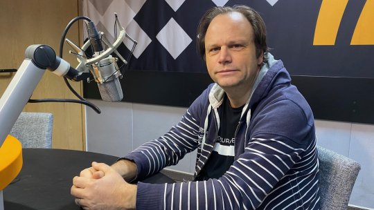 Timpul prezent - AI ACT, DSA și DMA: cum sunt reglementate piața și conținutul digital în Uniunea Europeană?