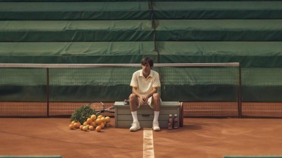 POVEȘTI DESPRE TENIS