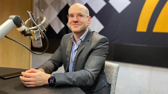Timpul prezent - Falsuri virale: De ce credem în știri care nu sunt adevărate? - o discuție cu Alex Dincovici