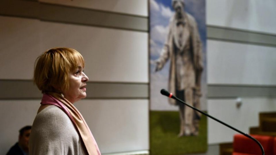 Adriana Moca, actriță - La colindat cu grupul Song