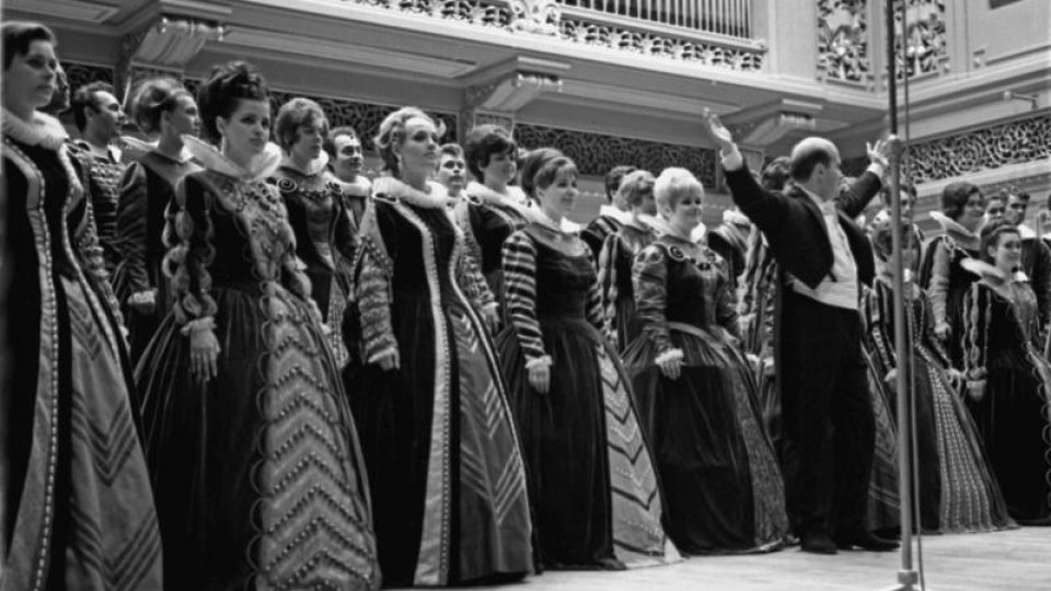 Veronica Bojescu, fost dirijor secund al corului Madrigal