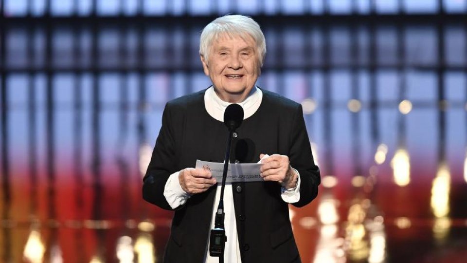 Actrița Alexandrina Halic, Crăciunul în timpul războiului și Crăciunul la teatru