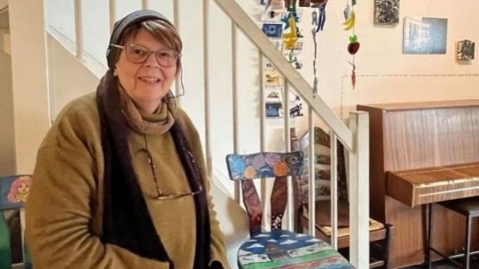 Ilustrată din Amsterdam - I curate, you curate: curatorul-artist în dialog cu artistul-curator