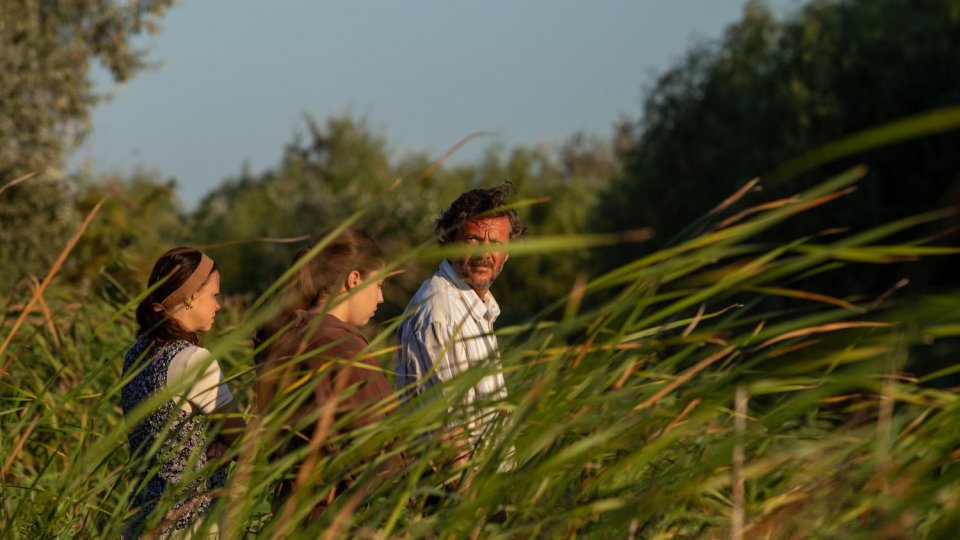 Emanuel Pârvu a intrat în faza de post-producție cu Trei kilometri până la capătul lumii, cel de-al treilea lungmetraj pe care îl semnează în calitate de regizor