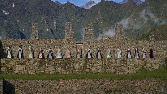 Corul Madrigal a filmat un videoclip în vestigiile citadelei sacre Machu Picchu