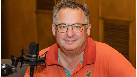 Orașul Vorbește cu fotograful Reid Yalom. „Culoarea este antidotul” | PODCAST