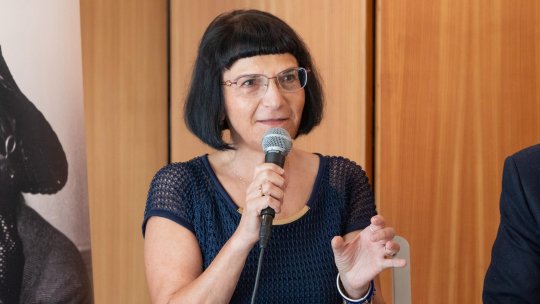Scriitoarea Ioana Pârvulescu: „Cărțile din literatura universală ne deschid lumea, cele din literatura română ne ancorează în propriul spațiu” | PODCAST
