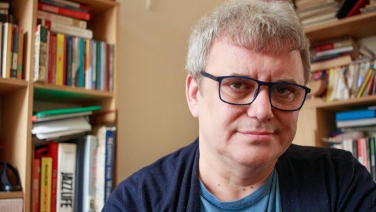 Timpul prezent: De ce vor unele state să interzică TikTok?