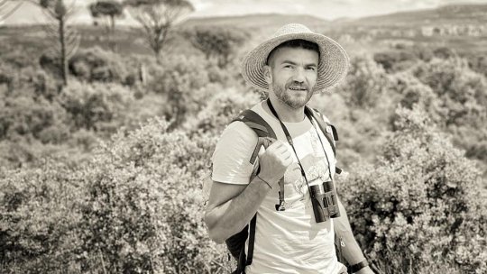 Timpul prezent - Alexandru Stermin, biolog: „Eu cred că în fiecare om sunt toți oamenii” | PODCAST