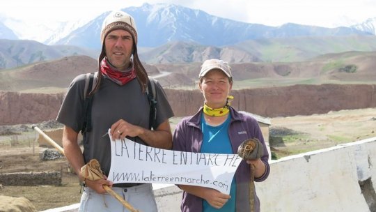 Născut în România: Invitată: Sabina Bergami, stabilită în Franța, unde a fondat asociația ”La Terre en Marche / Terra în mers”
