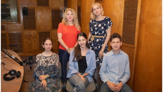 Scriitoarea Ioana Nicolaie: "Producând un obiect cultural oricare ar fi el, ajungem să-i înțelegem mai bine alcătuirea." | PODCAST