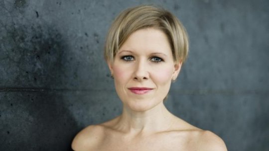 Celebra soprană Sally Matthews cântă în deschiderea Athenaeum Summer Festival