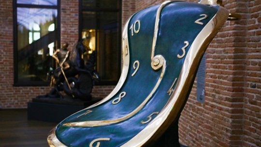 Expoziția „Universul lui Salvador Dalí” mai poate fi vizitată doar până la 1 septembrie, la ARCUB – Hanul Gabroveni
