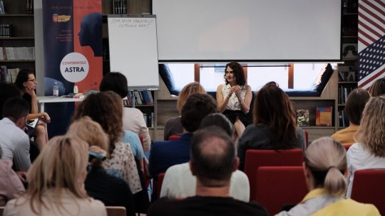 De astăzi reîncep atelierele gratuite „Semn că Însemni”