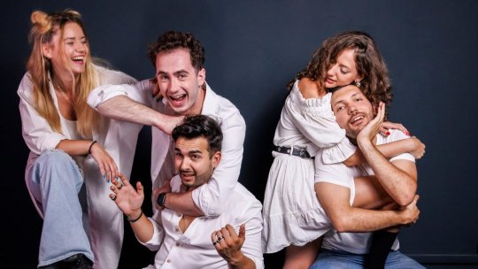 Teodora Moroșanu: „Iată-ne aici! este primul musical jukebox bazat pe muzica unei trupe românești”