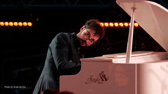 Pianistul Cătălin Răducanu va cânta la pian și țambal marți, 1 octombrie, la Palatul Culturii din Iași