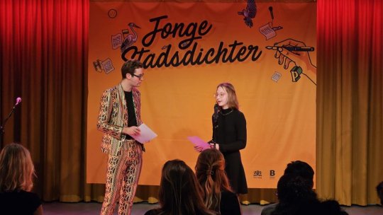 Ilustrată din Amsterdam - Adelina - tânăra poetă a Hagai