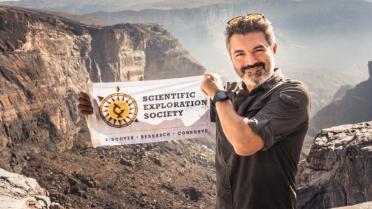 Exclusivitate: interviu realizat de Michaela Platon cu Reza Pahravan, realizatorul seriei de documentare HIDDEN FRONTIERS: ARABIA , de la Viasat Explore