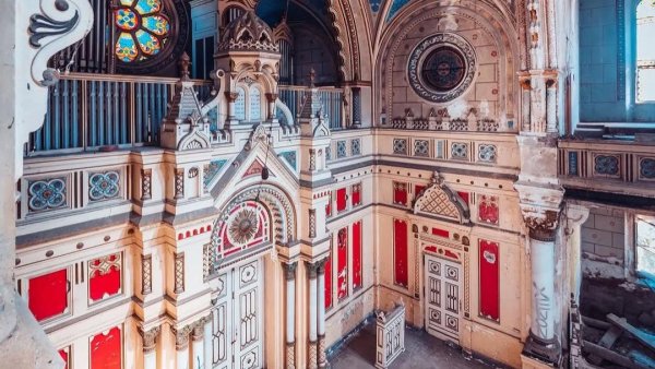 Cronicari digitali. Spune-mi unde sunt. Bijuterii ascunse ale Timișoarei: Sinagoga Maură, orgi fabuloase și povestea duzilor imperiali