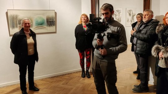 Curatoarea Raluca Ilaria Demetrescu – „Expoziția Marcelei Rădulescu nu este o expoziție retrospectivă, este una vie, în mișcare”