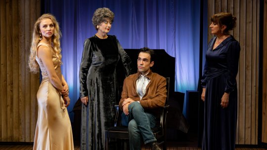 „Trei femei înalte” de Edward Albee –  Premieră oficială la Teatrul Mic