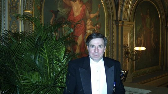 Povestiri din studioul artelor - Invitat special George Sfedu Consul General Onorific al României - Philadephia, SUA: "Odată cu trecerea anilor, viața este făcută din tot mai multe povești și imagini"