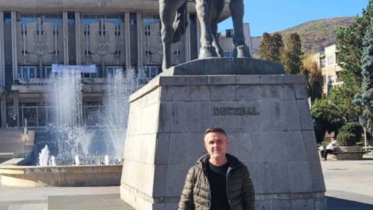 Orașul care m-a făcut. Alex Donovici despre Deva: „Când eram copil căutam comori la poalele cetății, Deva arăta ca o poveste”