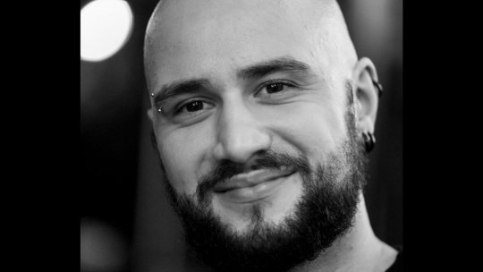 Șerban Mihalache: ”Vreau să mă gîndesc la poemele mele ca la poeme pe care ar trebui să fie în stare să le scrie în viitor o adevărată inteligență artificială”