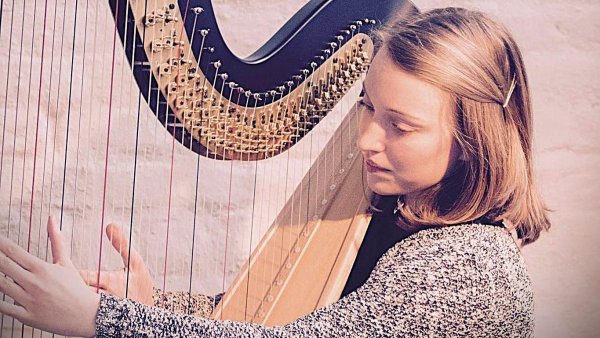 Lise Vandersmissen - Harpa ca poveste, într-un concert-eveniment la Sala Dalles, în cadrul Musica Sine Tempore