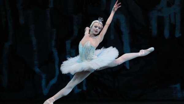 PREMIERĂ. Gala de balet „Balanchine’s Legacy” aduce pe scena Sălii Palatului balerini de la New York City Ballet