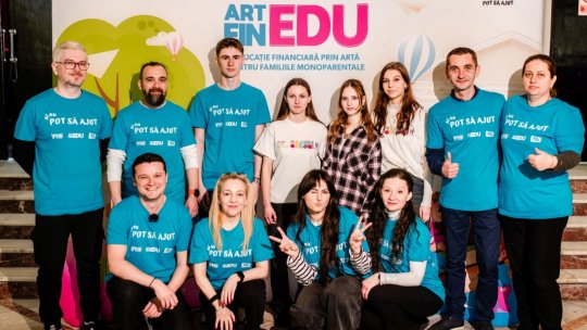 În prag de sărbători, ArtFinEdu aduce educația financiară mai aproape de familiile monoparentale prin teatru și activități creative