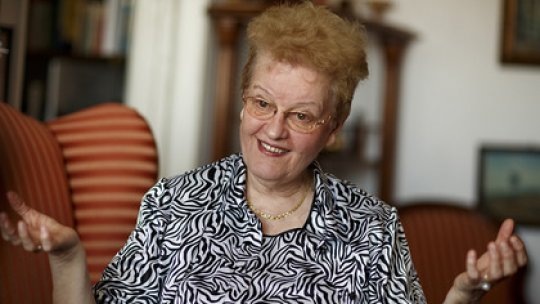 Georgeta Filitti: "Lui Carol de Hohenzollern, dintr-o mare familie domnitoare a Europei, nu i se părea deplasat să-i cârpească soția cămășile"