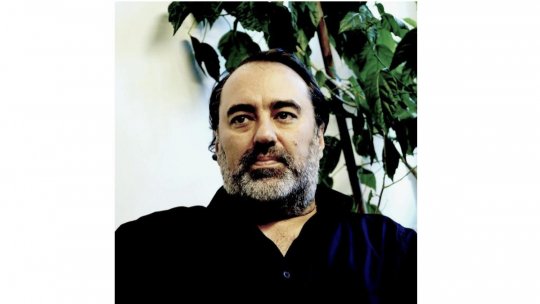 Ascultă vocile de azi - Interviu cu poetul Bogdan-Alexandru STĂNESCU