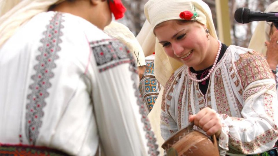 Dragobetele – sărbătoarea primăverii şi a iubirii la români