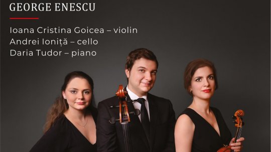 Editura Casa Radio: Sesiune de autografe cu violonista Ioana Cristina Goicea