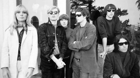 Orașul ascultă ,,The Velvet Underground”