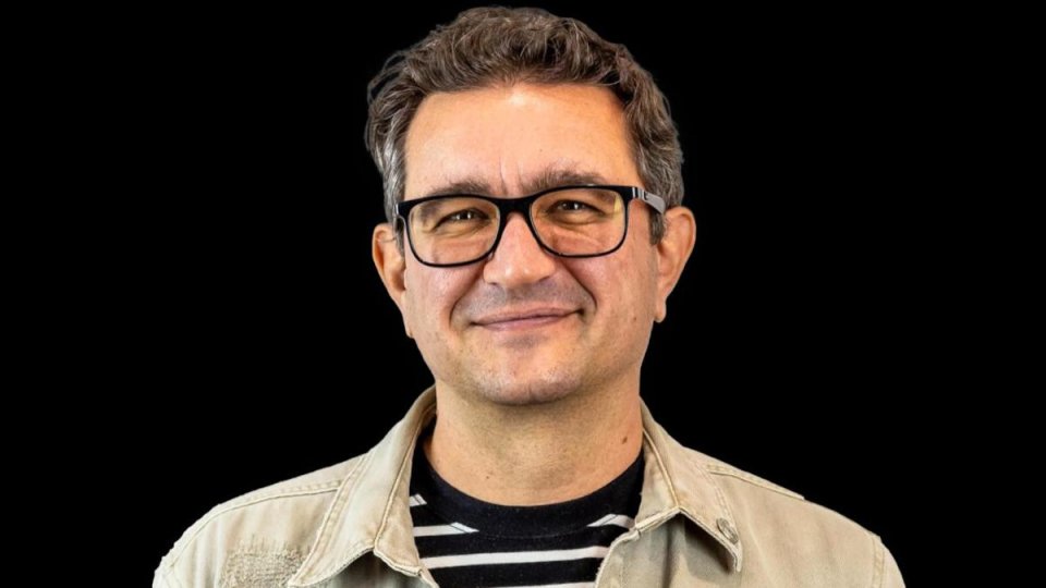 Cristian China Birta, profesor de digital market - ”Dacă tu nu ai grijă să îți ocupi locul pe social media, o vor face alții rău, pentru tine”