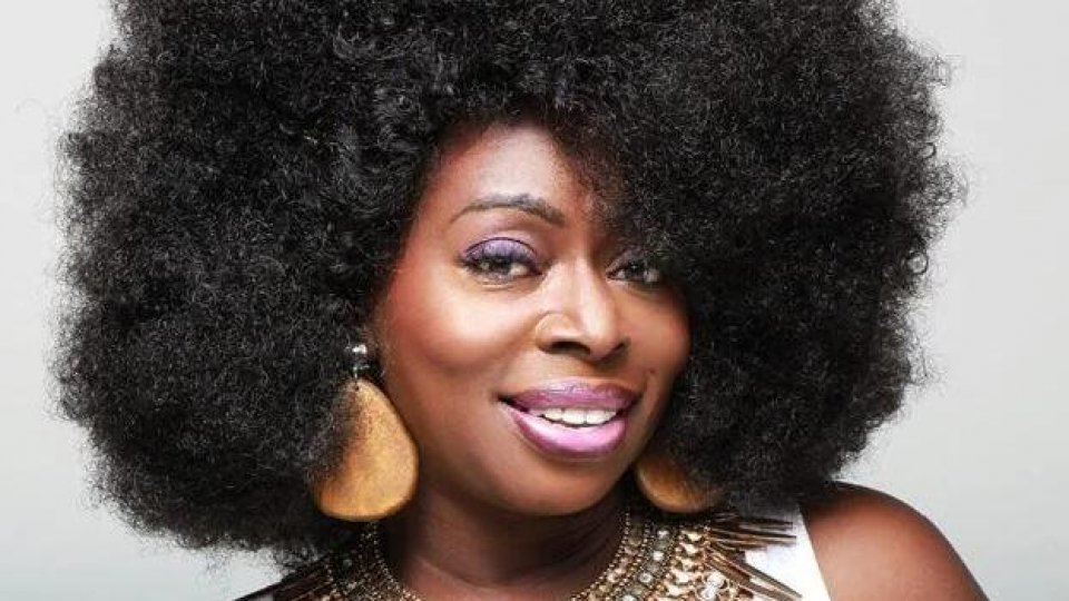 Angie Stone, voce emblematică a mișcării neo-soul, a murit la 63 de ani