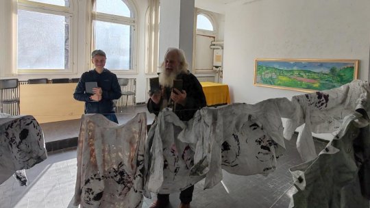 Pictorul Vasile Mureșan Murivale - ” Asocierea între verde și violet, în limbajul culorilor, ar fi lupta dintre viață și moarte”