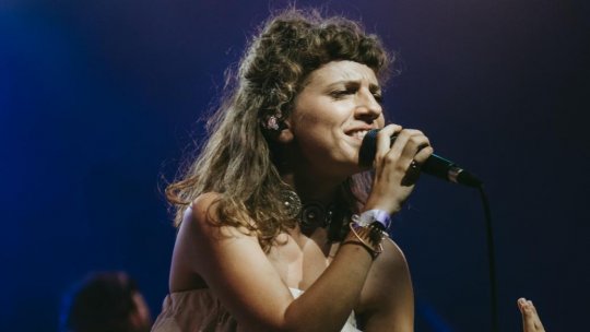 Mădălina Pavăl: „În spatele fiecărei piese de pe albumul Fuga Iuga există câte o poveste inspirată din călătorii și întâlniri cu oameni faini”