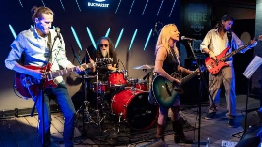The Magnifics, drumul unei trupe independente într-o industie muzicală în care predomină comercialul