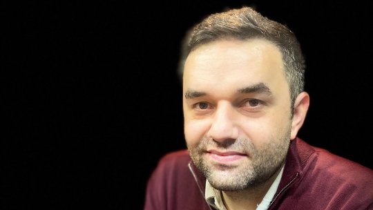 Timpul prezent - „Atenție, cade democrația!” Un avertisment și câteva soluții...